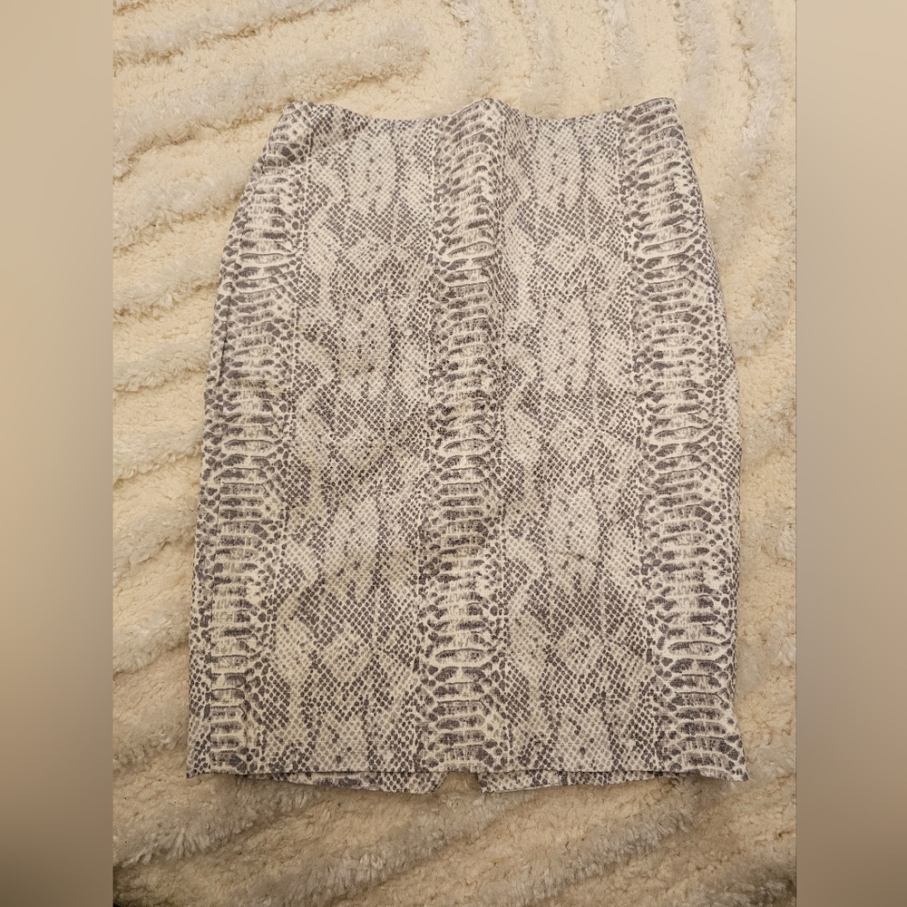 Ann Taylor Neutral Snake Print Pencil Skirt